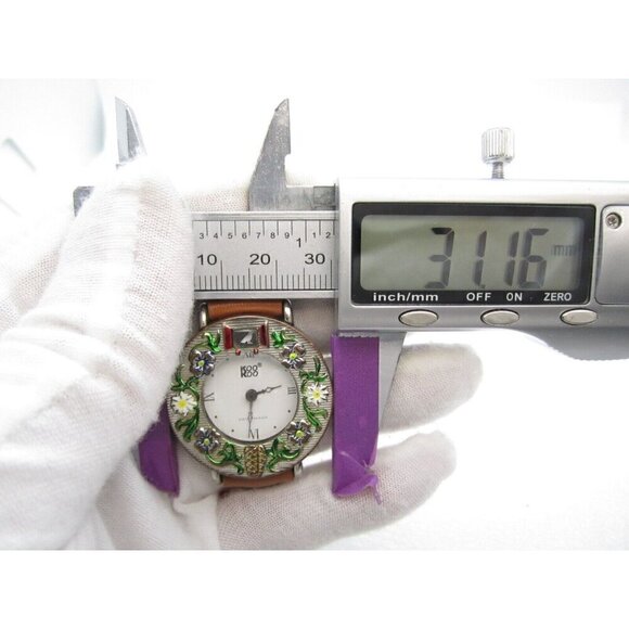 Women Koo Koo Swiss Quartz WR Analog 31mm Dial Moving Window Round Watch (G743) main image 9